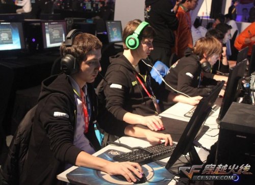 其背后的关 其背后的关